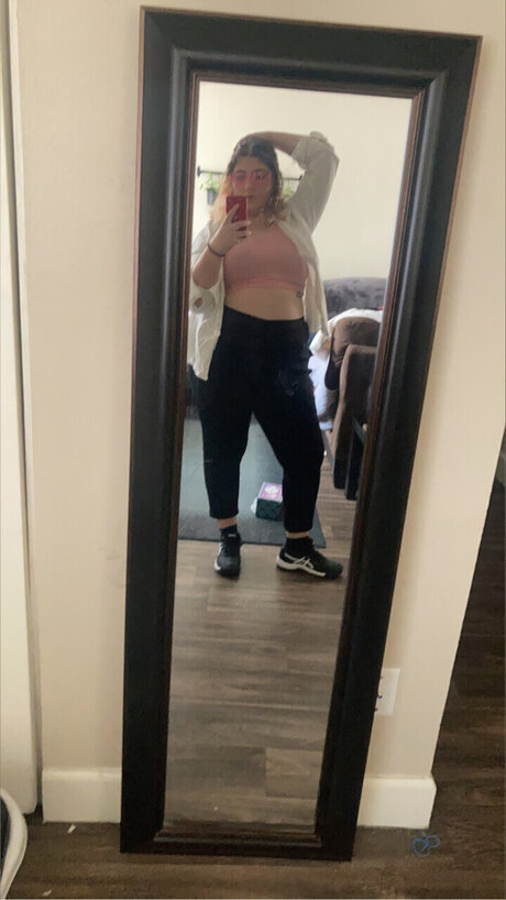 巨乳ストリップオンリーファンズ 素敵 写真