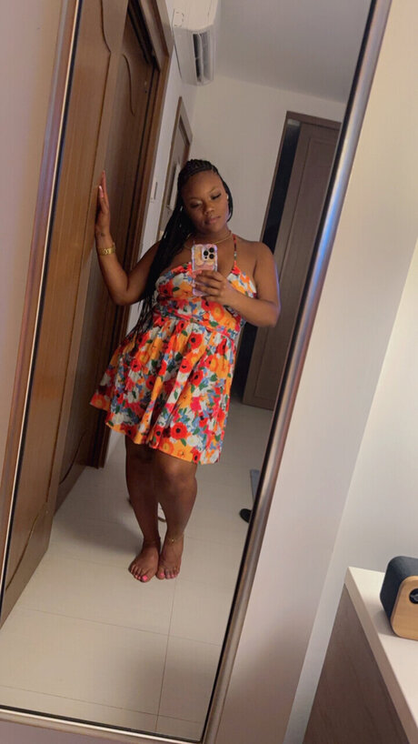 Lorii ヌードモデル 写真