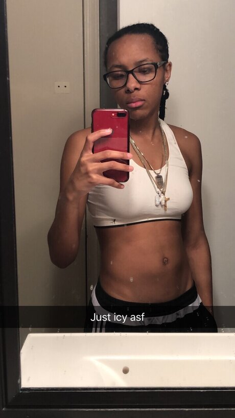 u8694825 アートポルノスター 写真