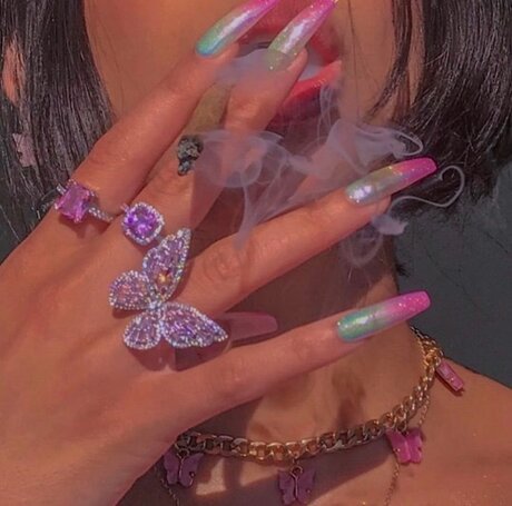 巨乳オナニーオンリーファンズ アートヌード アーカイブ