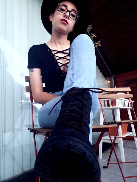 Valadhiel xxxスター アーカイブ