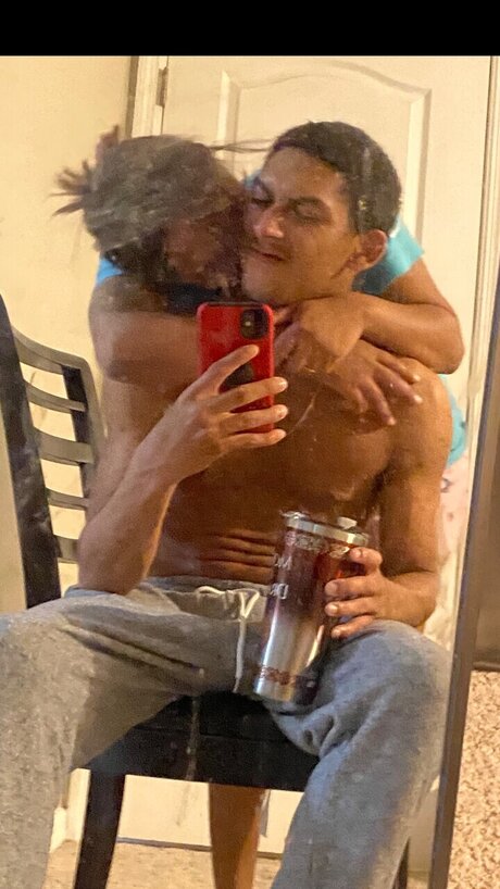 HurtinFeelins_ ポルノスター トップ 画像