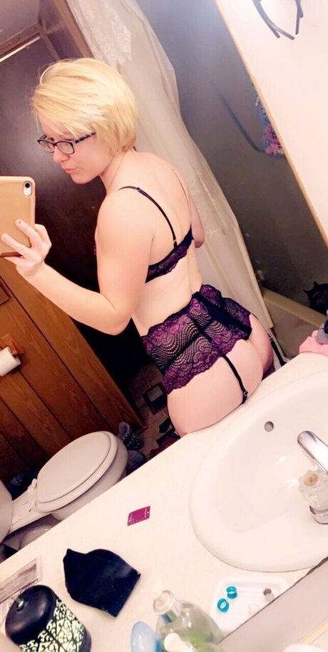 Koosi23 セックスポルノスター 画像