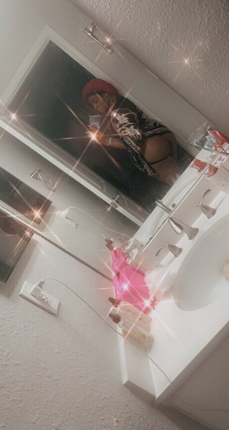 Vondraya スターセックス 画像