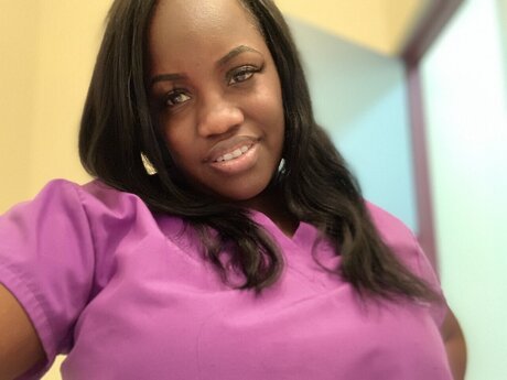 Pretty Feets ポルノスター アーカイブ