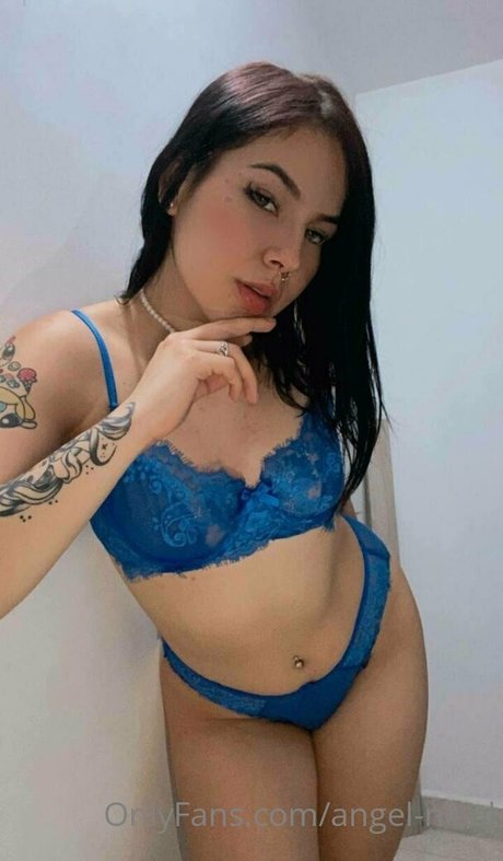 angel nicol セックス女優 写真