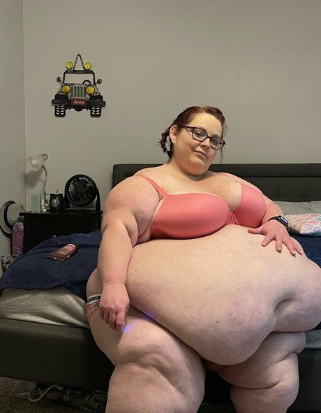 老母オンリーファン アートヌード 画像