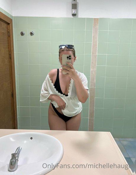 michellehaugee ポルノスター 美しい 写真