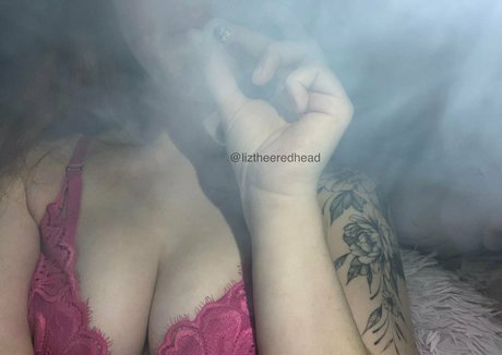 liztheeredhead アートモデル 写真