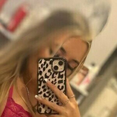 Alyssajessciax かわいいスター 写真