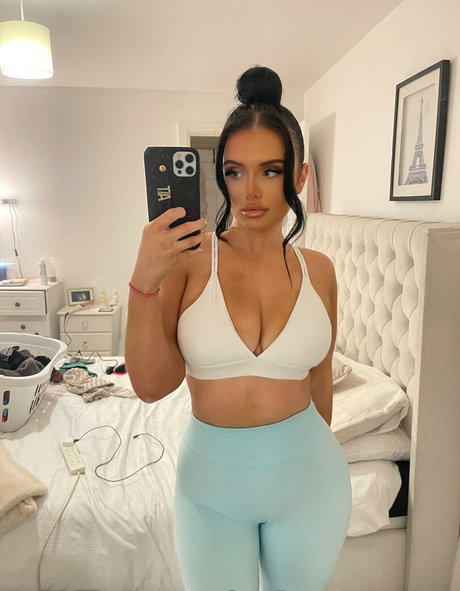 caitjxo かわいいポルノスター 写真