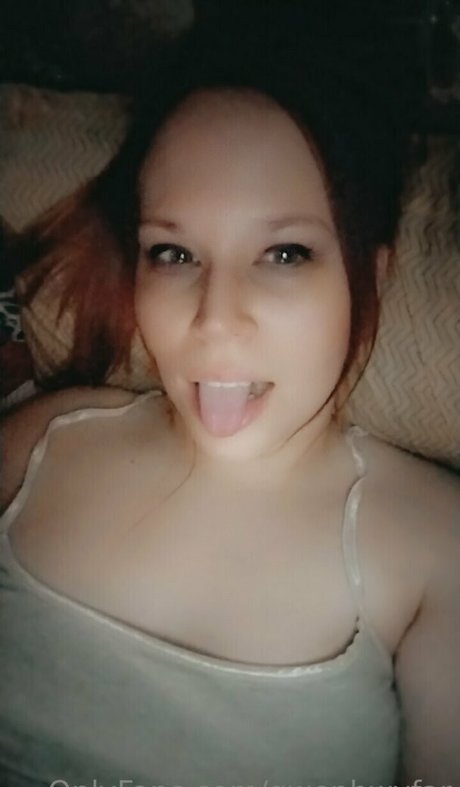 gwenhwyfar スター 裸 写真