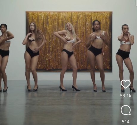 Ellie Goulding トップ女優 画像