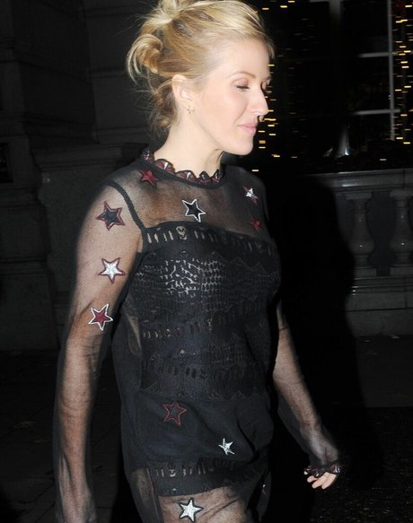 ゲイのチンポオンリーファンズ 無料アダルト 写真