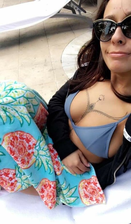 Monica Iannuzzi スター ヌード 写真