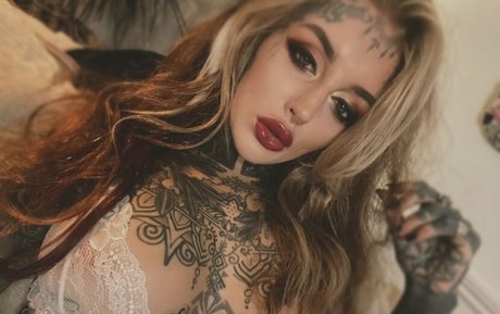 SophieWilde 完璧なスター ギャラリー