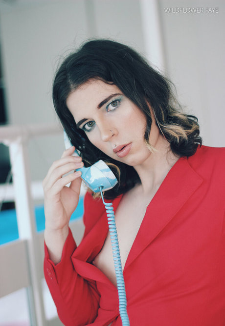 wildflowerfaye ポルノスター アダルト 写真