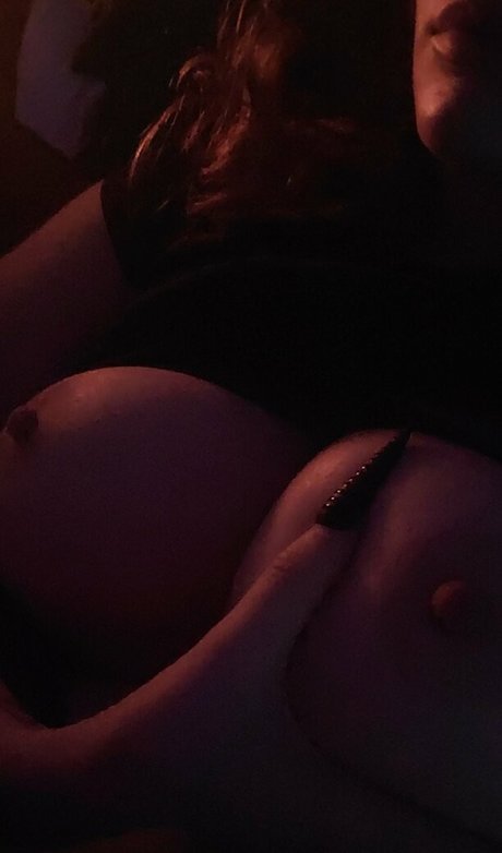 Rainia Belle 裸の女優 写真