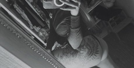 40歳のオンリーファンズ 無料アダルト アーカイブ