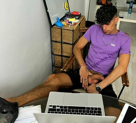 巨尻オンリーファン えろた 写真