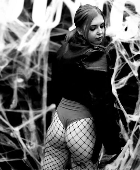 babydeeeefree トップ女優 アーカイブ