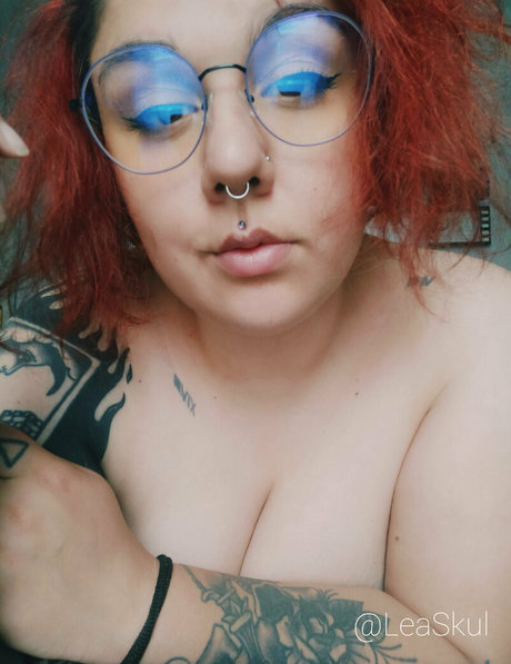 leaskulfree ポルノモデル 画像