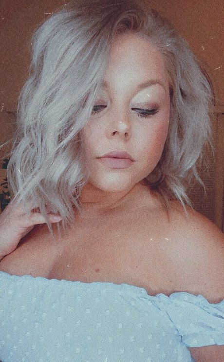 エボニートップオンリーファン ホットヌード 写真