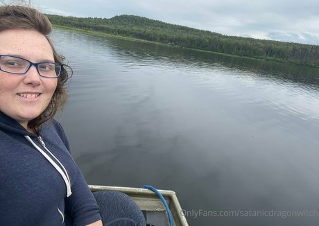 satanicdragonwitch 可愛いモデル 写真