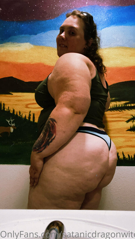 satanicdragonwitch 限定モデル 写真