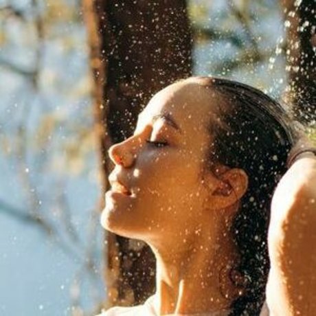 トランス熟女オンリーファンズ 限定 写真