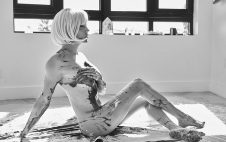 Katie Cassidy xxxスター ギャラリー