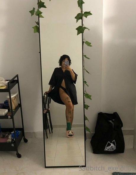 sadbitch exe 写真集