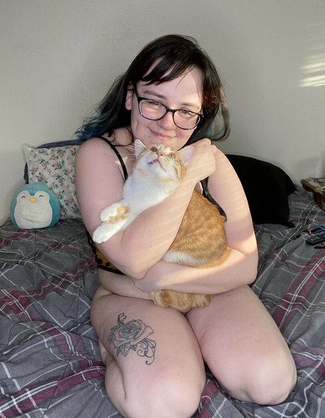 ジムのインフルエンサーオンリーファンズ 美しいxxx 画像