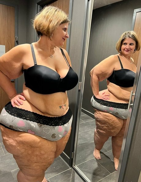 bigbootyasshley ポルノスター ベスト ギャラリー