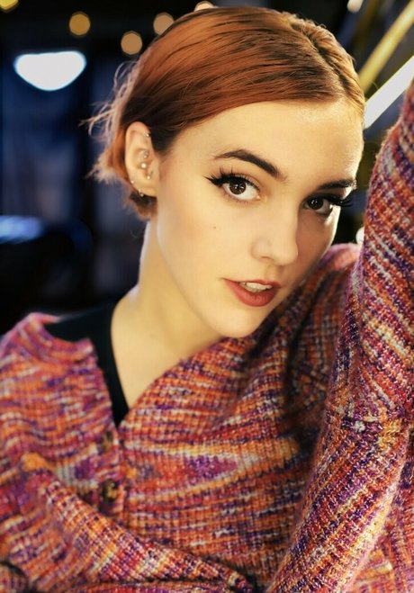 Hailie Rosie ポルノモデル ギャラリー