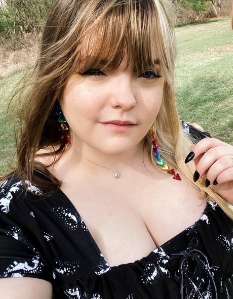 Meg Kaylee ポルノスター 素敵 アーカイブ