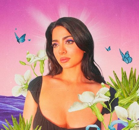 おばあちゃんの熟女オンリーファンズ アダルト 写真