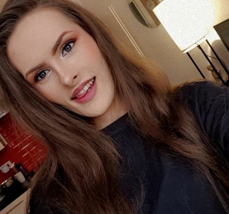 Nikki Harper ポルノスター xxx 写真