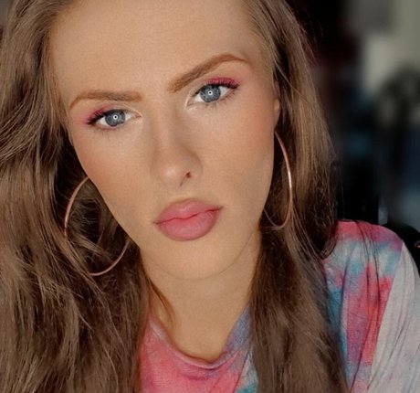 Nikki Harper エロティック女優 ギャラリー