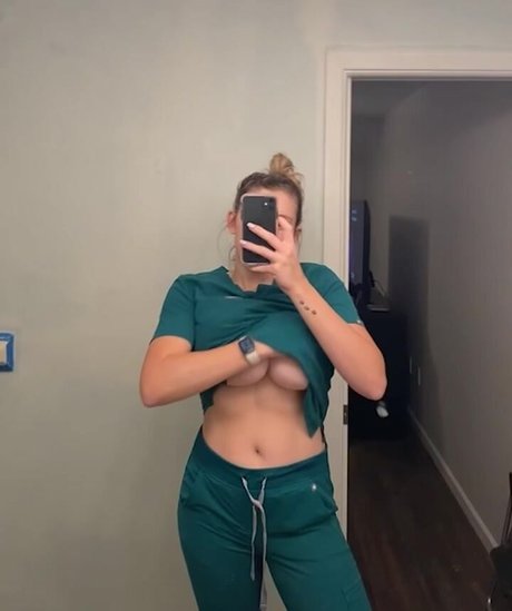 スキニーモデルオンリーファンズ HD 写真