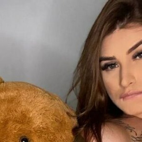 ボディビルダーヌードオンリーファンズ トップ 写真