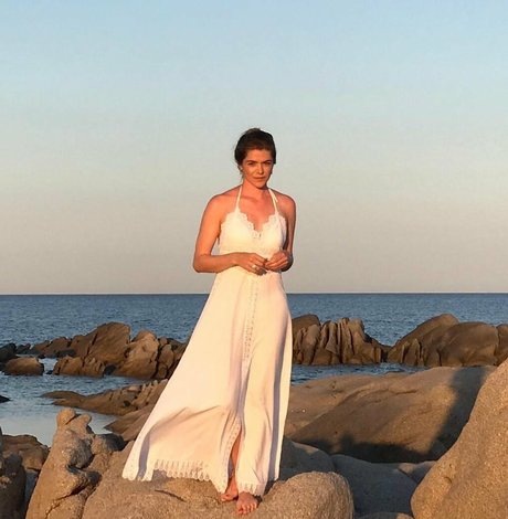 Kaniehtiio 可愛いモデル 写真