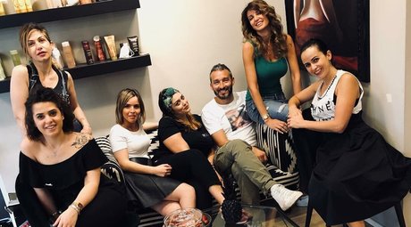 曲線美のブロンドオンリーファンズ えろ 画像