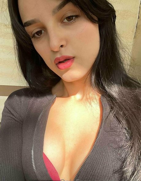 darklory セクシーモデル 画像