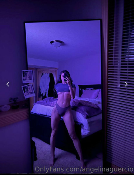 Angelina Guercio ポルノスター セクシー 写真