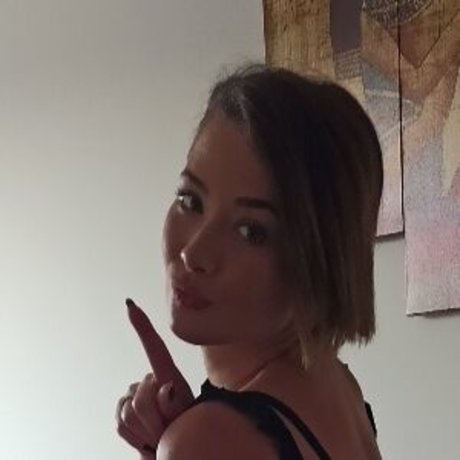 Osijek xxx女優 写真