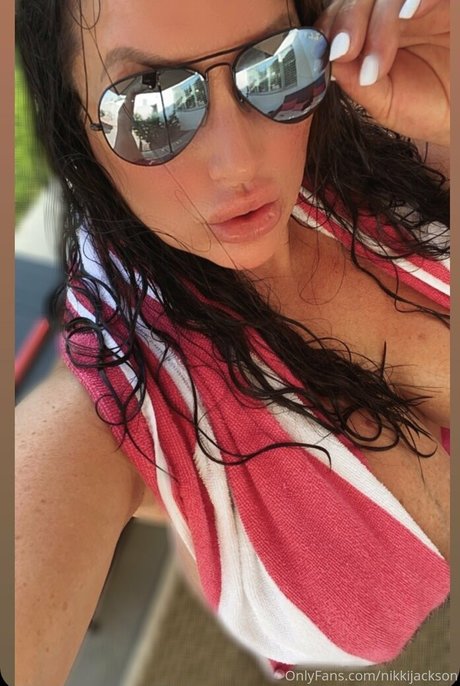 小柄な足オンリーファンズ 無料 アーカイブ