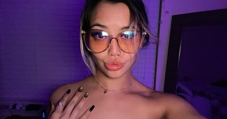 kikirivers アダルトスター 写真