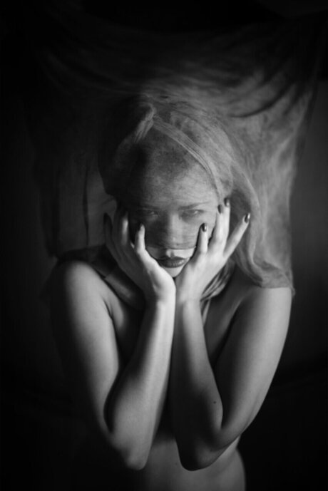 Riv アートモデル ギャラリー