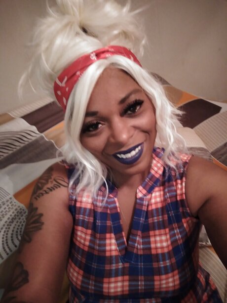 Tashee Bridges スターセックス 写真